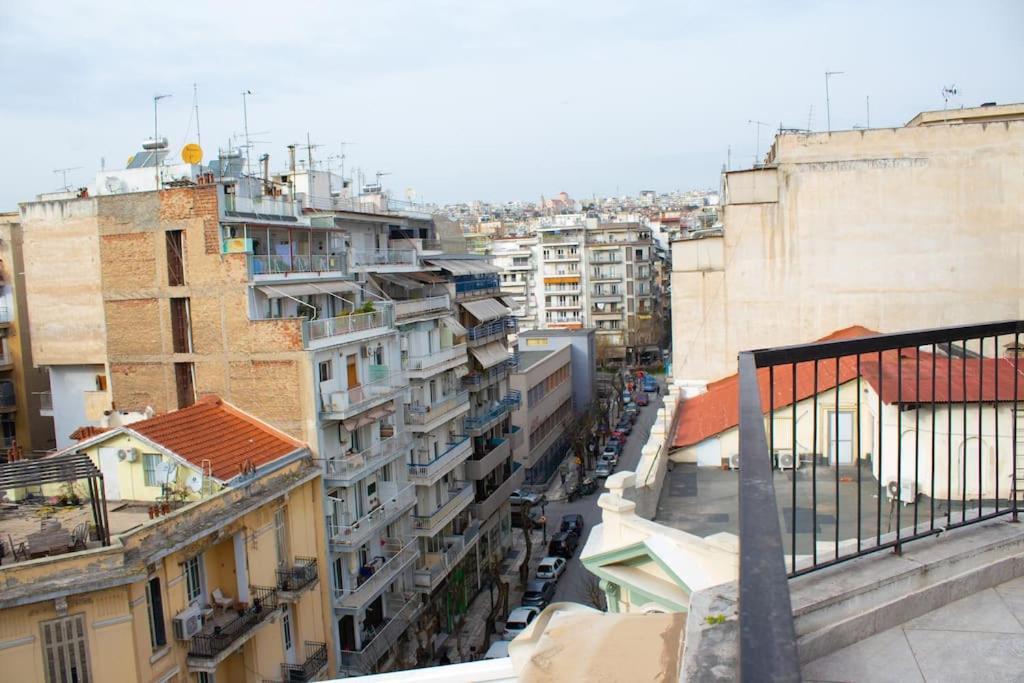 Bedcity Apartment In The Center Of Солун Екстериор снимка